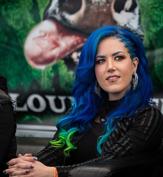 Speciale: ALISSA WHITE-GLUZ