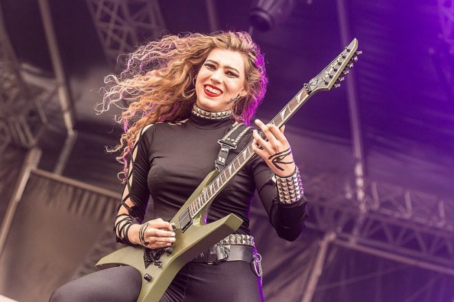 BURNING WITCHES: la chitarrista Sonia “Anubis” Nusselder lascia la band