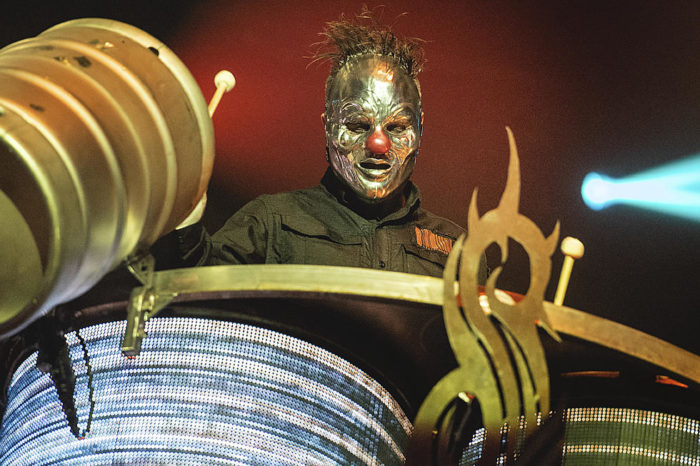 SLIPKNOT: Shawn “Clown” Crahan annuncia “create la vostra maschera e i migliori saranno premiati”