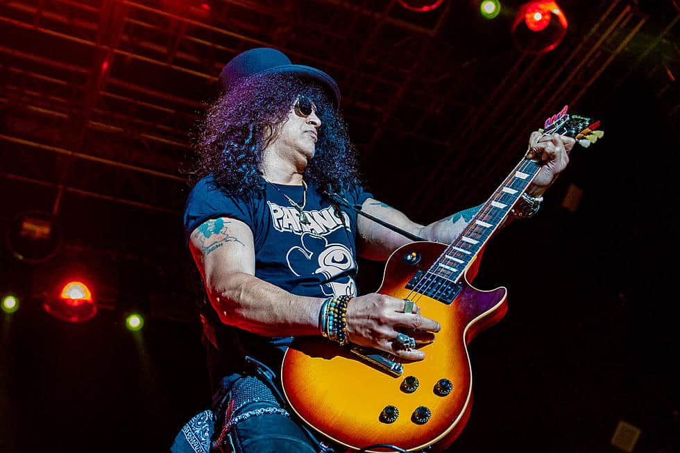 GUNS N’ROSES: Slash sta scrivendo e registrando