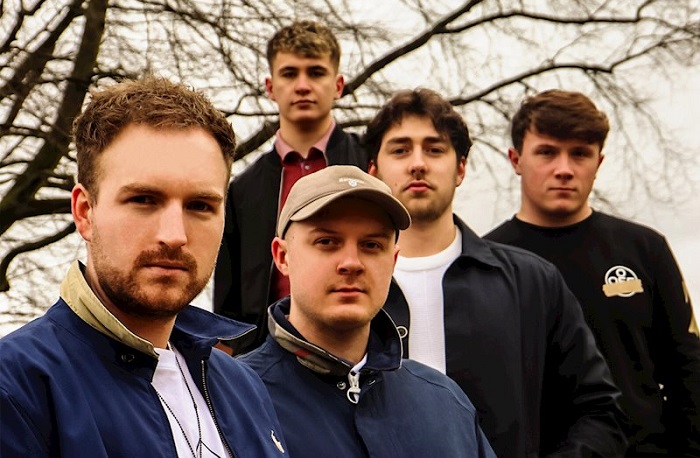THE CROOKS: il lyric video della nuova ‘I Wonder’
