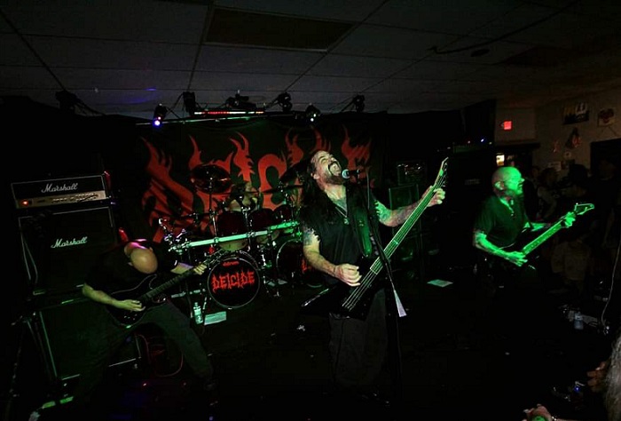 I DEICIDE suonano dal vivo senza restrizioni, guarda il video con l’intera performance