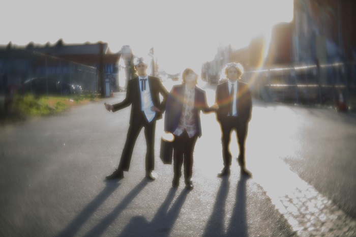 VELVET STARLINGS: fuori il nuovo singolo ‘Back Of The Train’, guarda il video