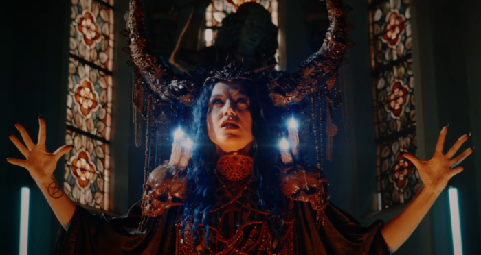 POWERWOLF: ecco il loro nuovo video con Alissa White-Gluz (ARCH ENEMY)