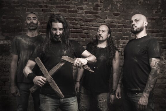 IRREVERENCE e HELIKON: il 5 agosto al Barrio’s di Milano per ROCK ‘N’ ROLL RADIO LIVE