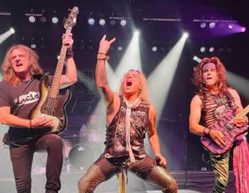 STEEL PANTHER: DAVID ELLEFSON con loro sul palco