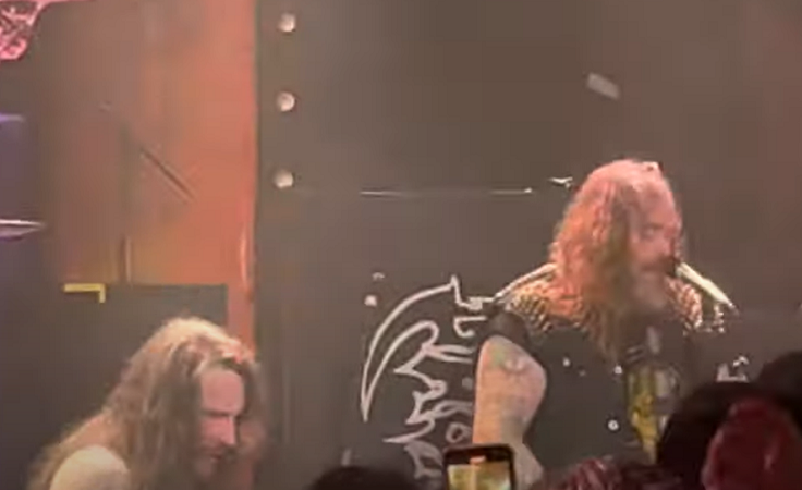 POSSESSED: guarda JEFF BECERRA sul palco con MAX e IGOR CAVALERA suonare ‘Death Metal’