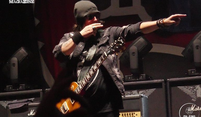 PHIL CAMPBELL & THE BASTARD SONS: per i 50 anni dei MOTÖRHEAD passeranno dall’Italia